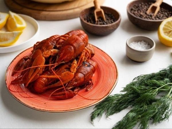 Grilled and steamed lobster